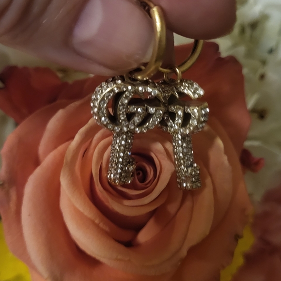 Gucci Luxury Key Earrings encrusted in rhinestones 💗 so adorable! - Picture 6 of 6